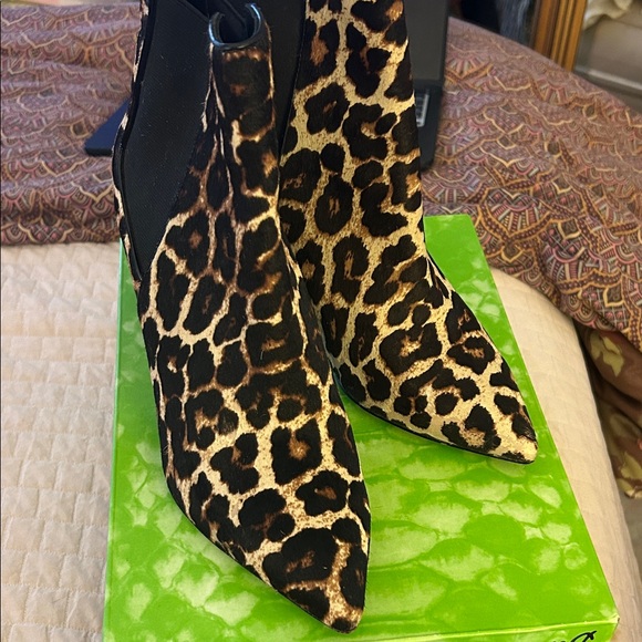 Michael Kors Leopard Print Ankle Booties Sz. 9.5 - Picture 1 of 8